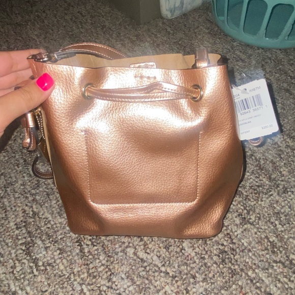 NWT Coach bucket purse - Picture 3 of 3